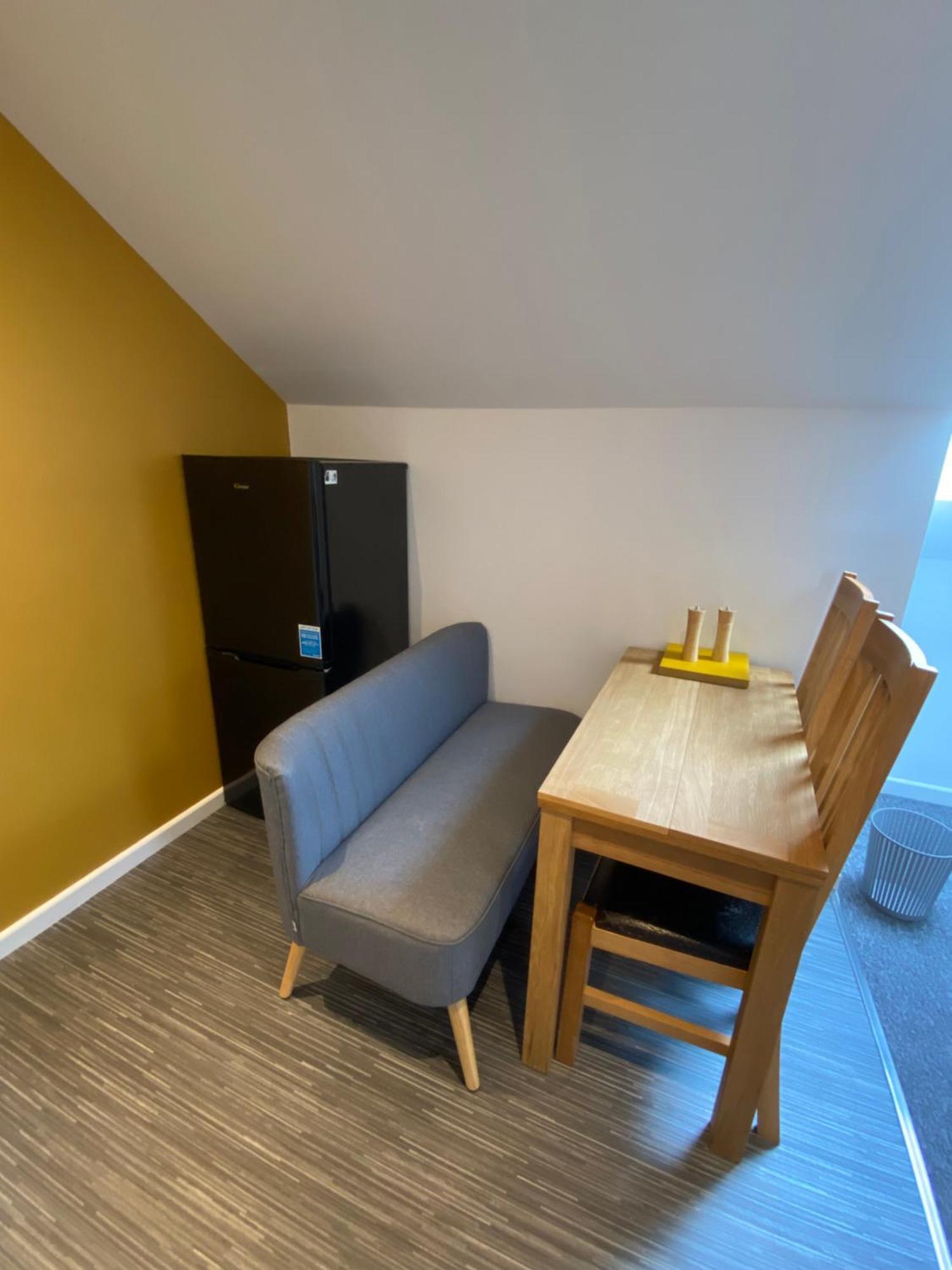 Modern Studio Apartment Set Beneath The Black Mountains A Stones Throw From The Offas Dyke Path Clodock Dış mekan fotoğraf
