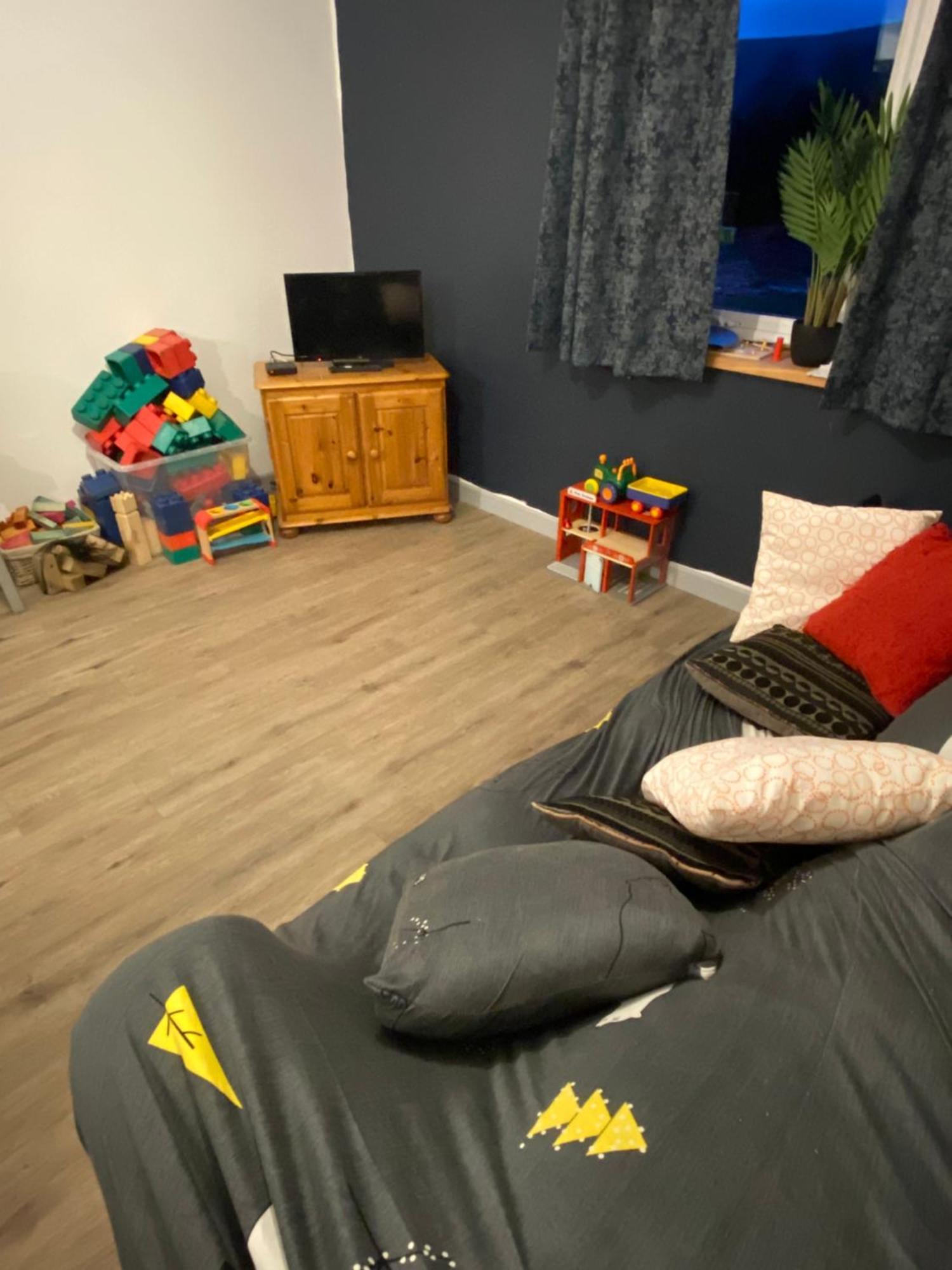Modern Studio Apartment Set Beneath The Black Mountains A Stones Throw From The Offas Dyke Path Clodock Dış mekan fotoğraf