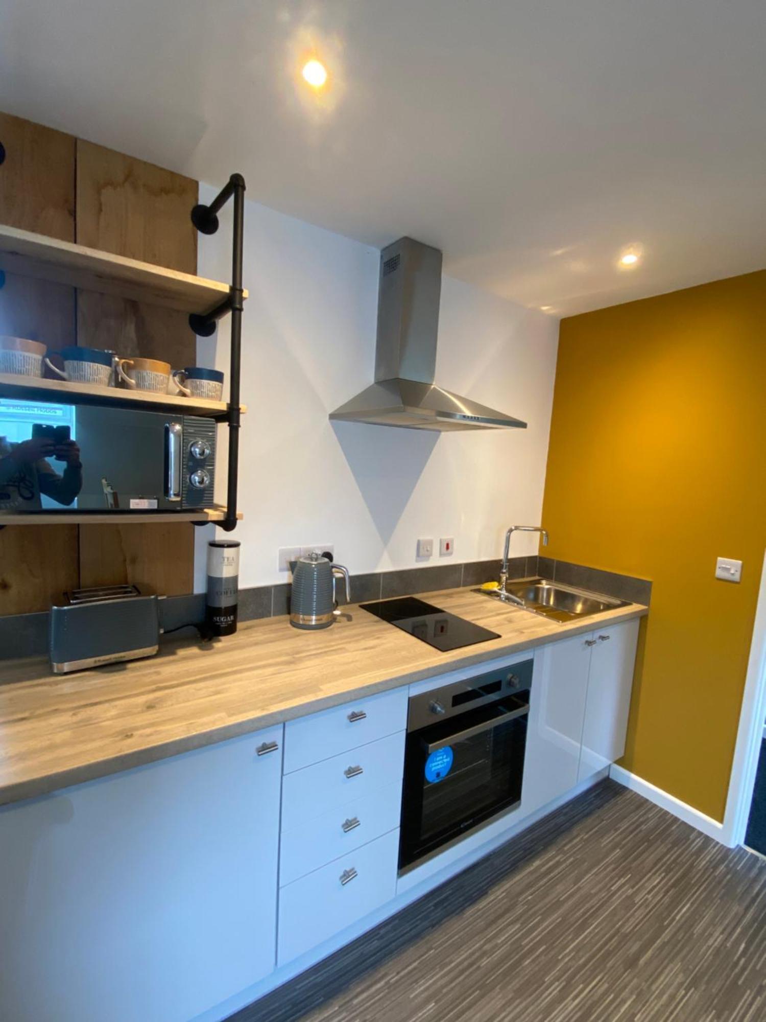 Modern Studio Apartment Set Beneath The Black Mountains A Stones Throw From The Offas Dyke Path Clodock Dış mekan fotoğraf